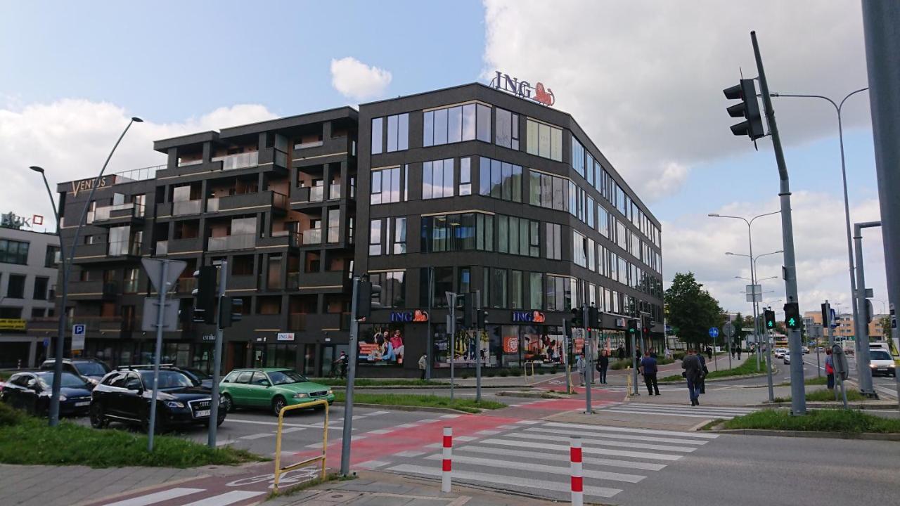 Apartamenty Color - Niebieski キェルツェ エクステリア 写真