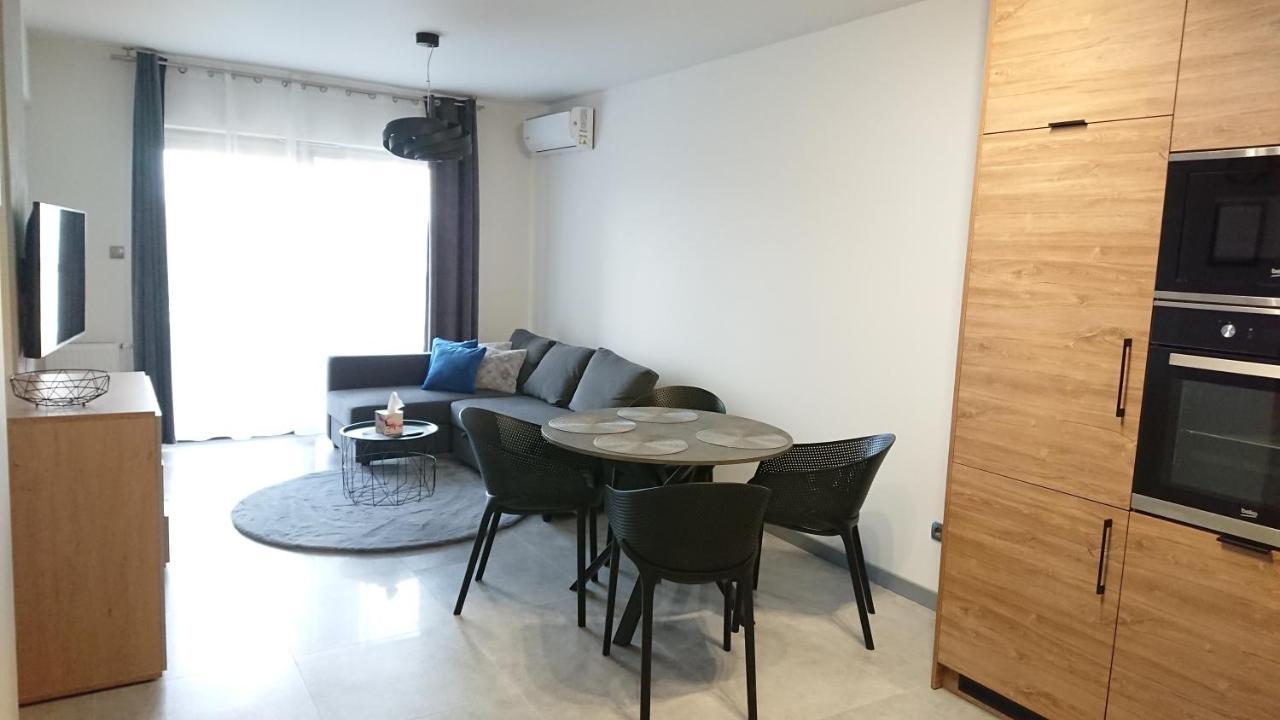 Apartamenty Color - Niebieski キェルツェ エクステリア 写真